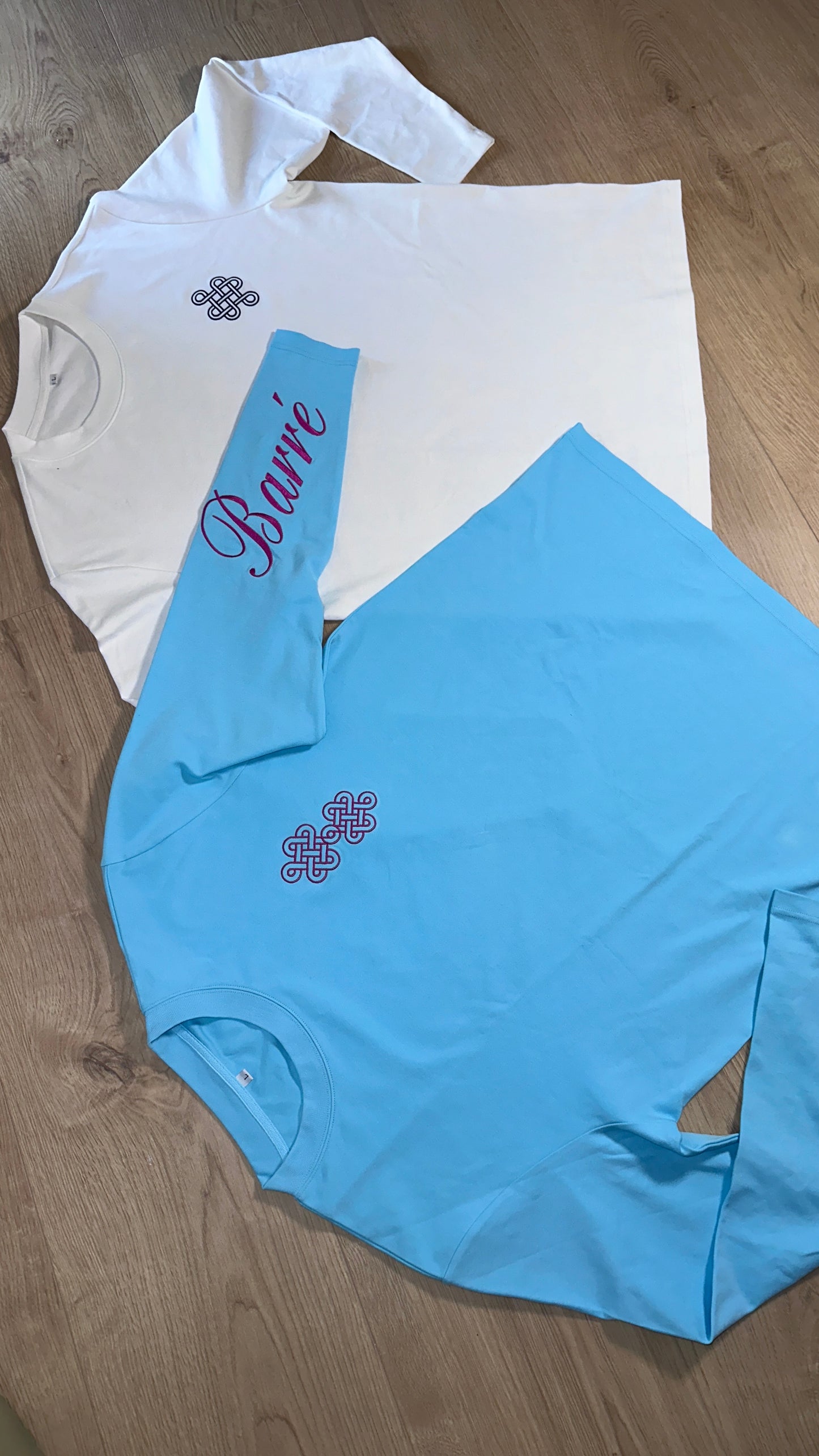 Long sleeve white ( ALL WE NEED IS MONEY)